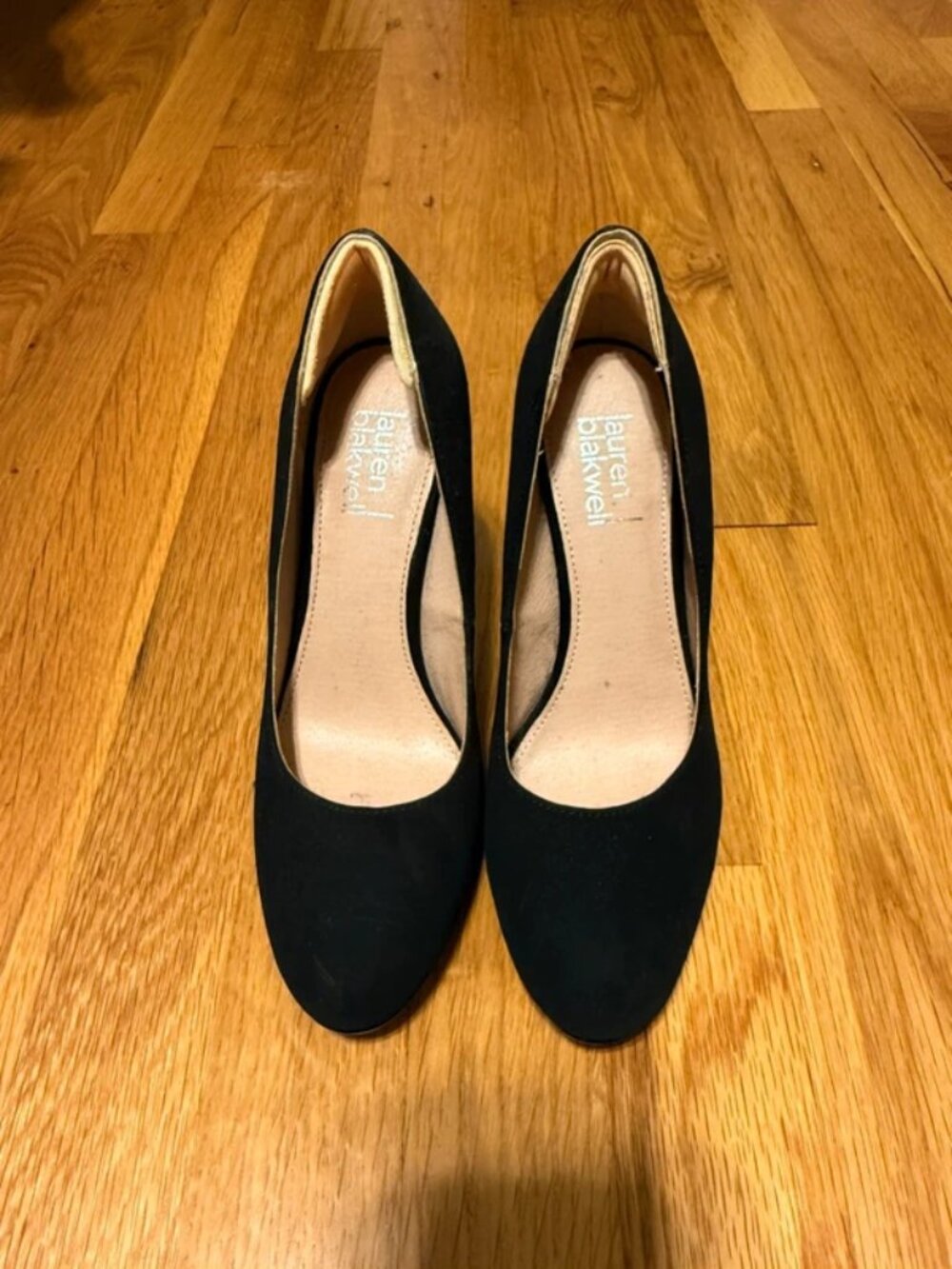 Lauren Blakewell black suede pumps